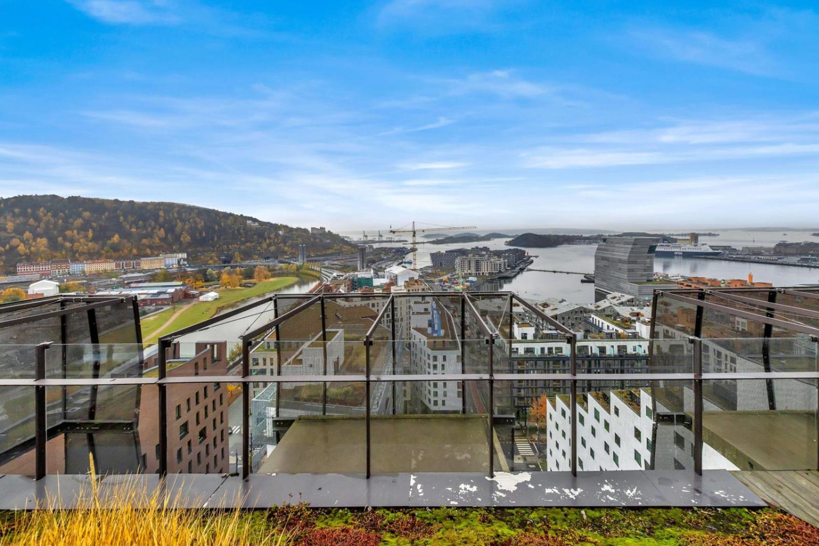 Eksklusiv Modern Barcode Apartment Oslo Exterior foto